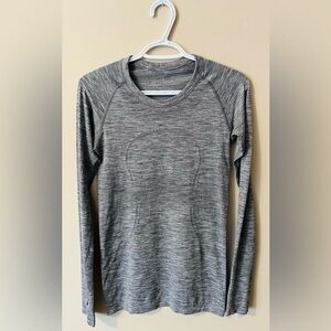Lululemon Swiftly Tech Long Sleeve Crew Too Size 6
